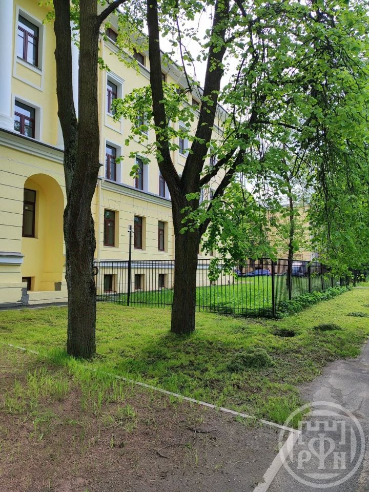 Продажа 3-комн квартиры на вторичном рынке Пушкин, Захаржевская улица, 14