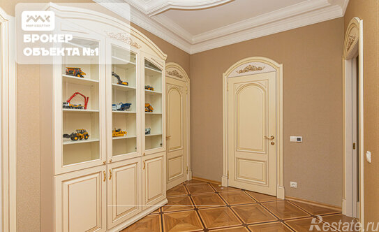 Продажа 4-комн квартиры на вторичном рынке Малая улица,  д. 40