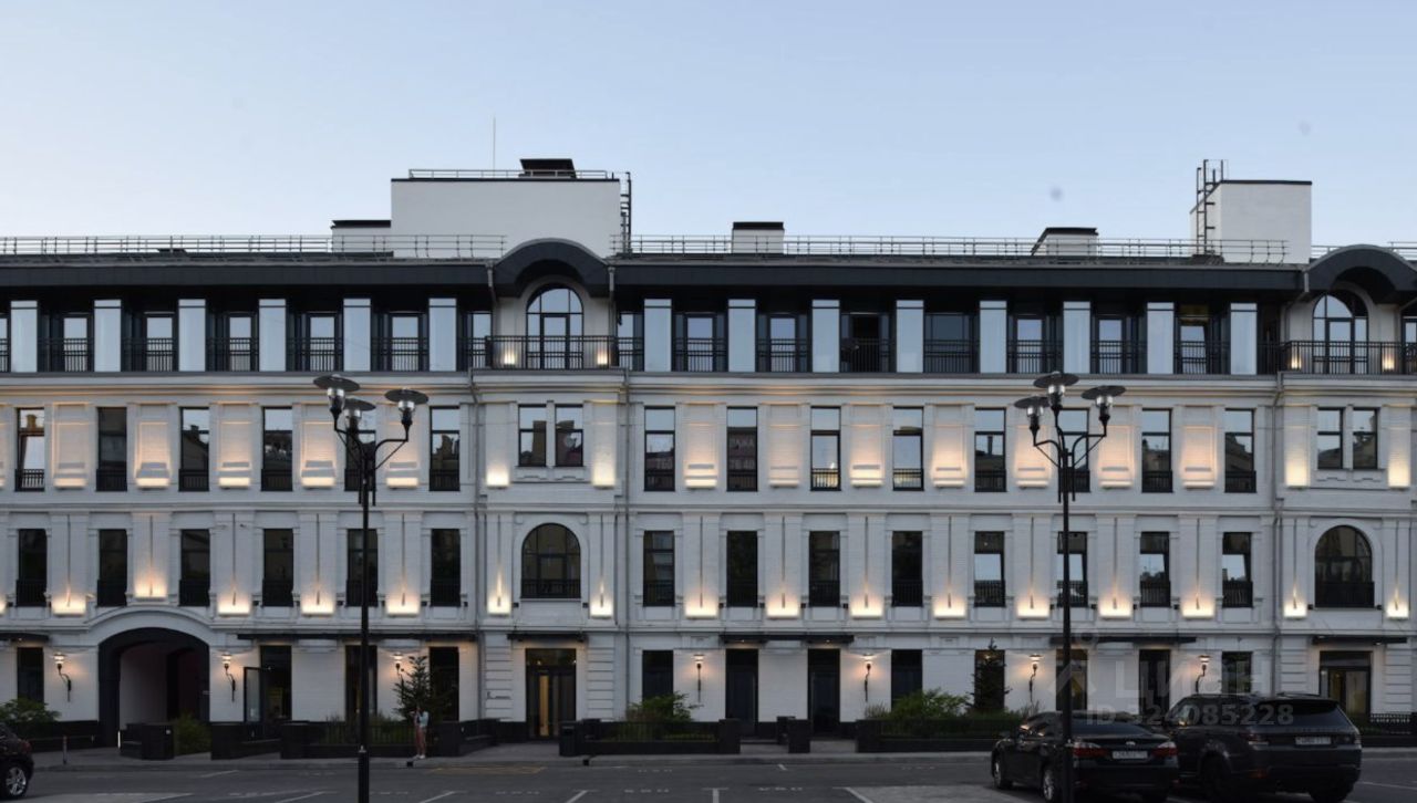 Продажа 3-комн квартиры на вторичном рынке улица 3-я Ямского Поля, 9