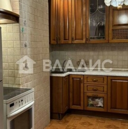 Продажа 3-комн квартиры на вторичном рынке Миклухо-Маклая ул,  д. 30