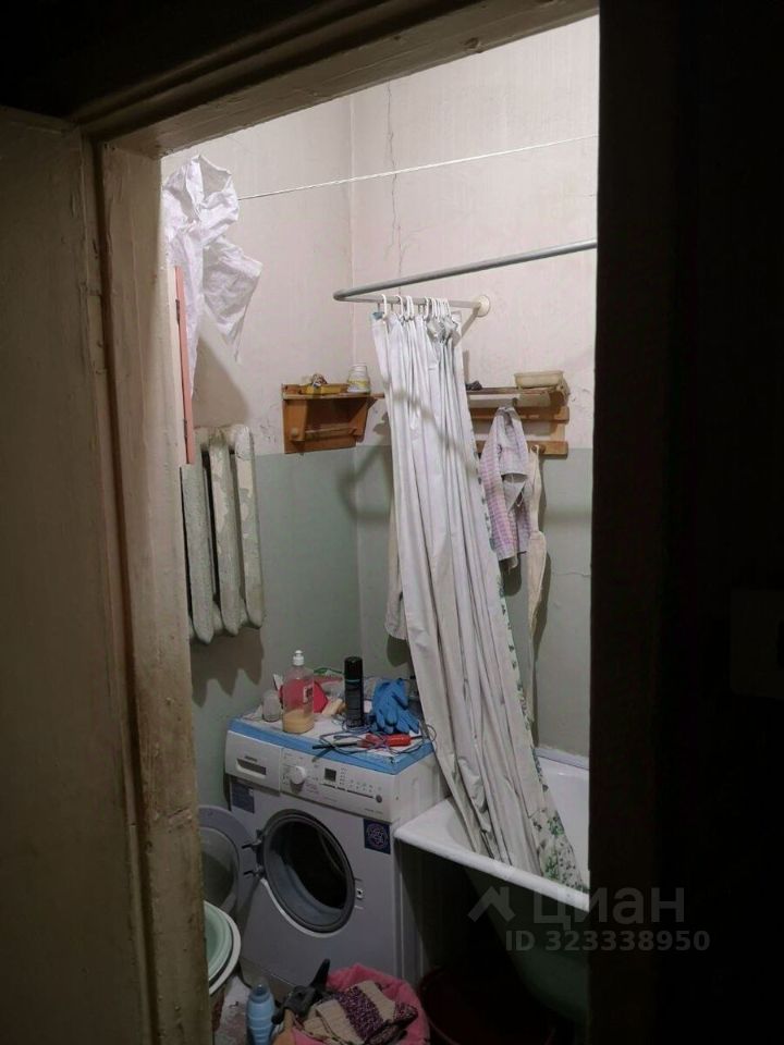 Продажа 4-комн квартиры на вторичном рынке Сенная площадь, 7