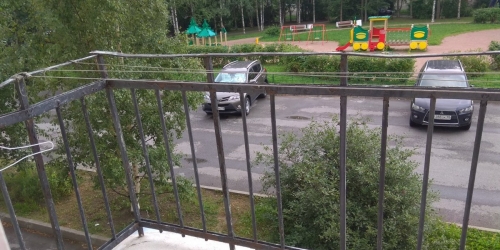 Комната Петергоф г., Эрлеровский бул. ,  д. 6