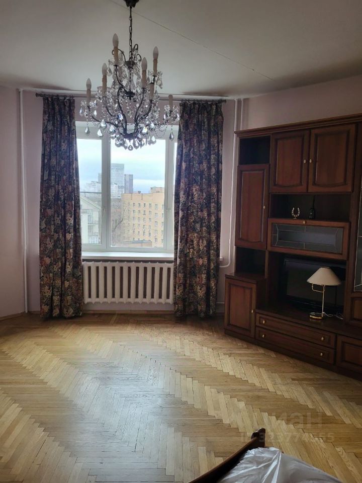 Аренда 1-комн квартиры на вторичном рынке Скаковая улица, 5