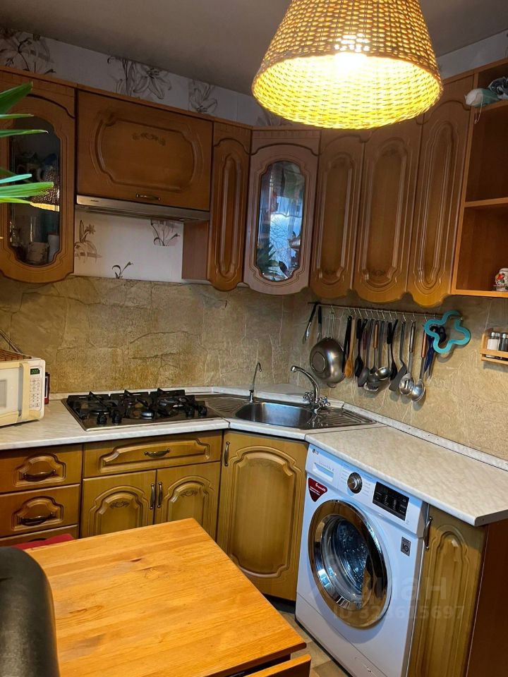 Продажа 1-комн квартиры на вторичном рынке бульвар Красных Зорь, 20