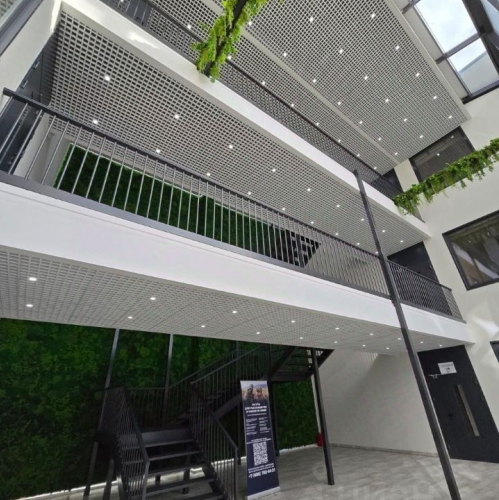 Офис Заболотье, Весенняя улица