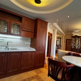 Продажа 4-комн квартиры на вторичном рынке Колпино г, Анисимова ул,  д. 5,  к. 2