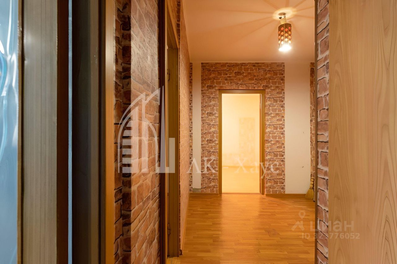 Продажа 2-комн квартиры на вторичном рынке Ленская улица, 3К2