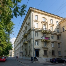 Продажа 2-комн квартиры на вторичном рынке Ленина (Володарский) пр-кт,  д. 20/5