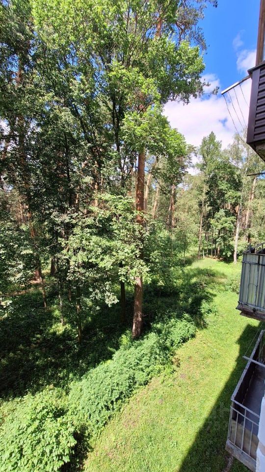 Продажа 3-комн квартиры на вторичном рынке Серпухов, Октябрьская улица, 26Б