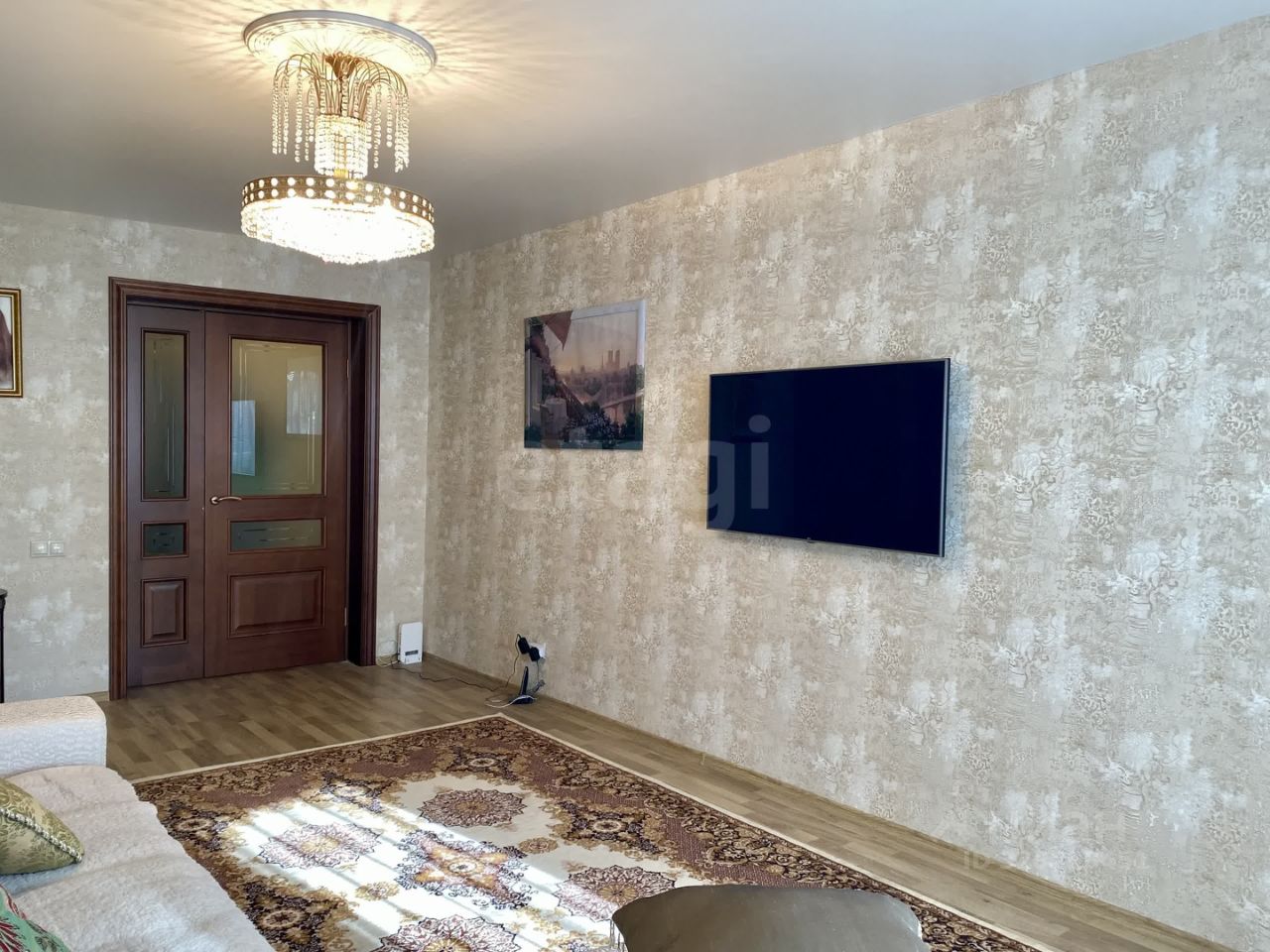 Продажа 3-комн квартиры на вторичном рынке Кириши, проспект Ленина, 28