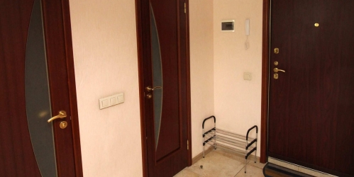 2-комн квартира Уржумская ул,  д. 3,  к. 3