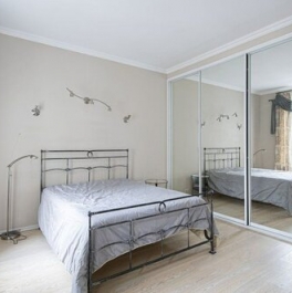 Аренда 4-комн квартиры на вторичном рынке Воротниковский пер,  д. 4