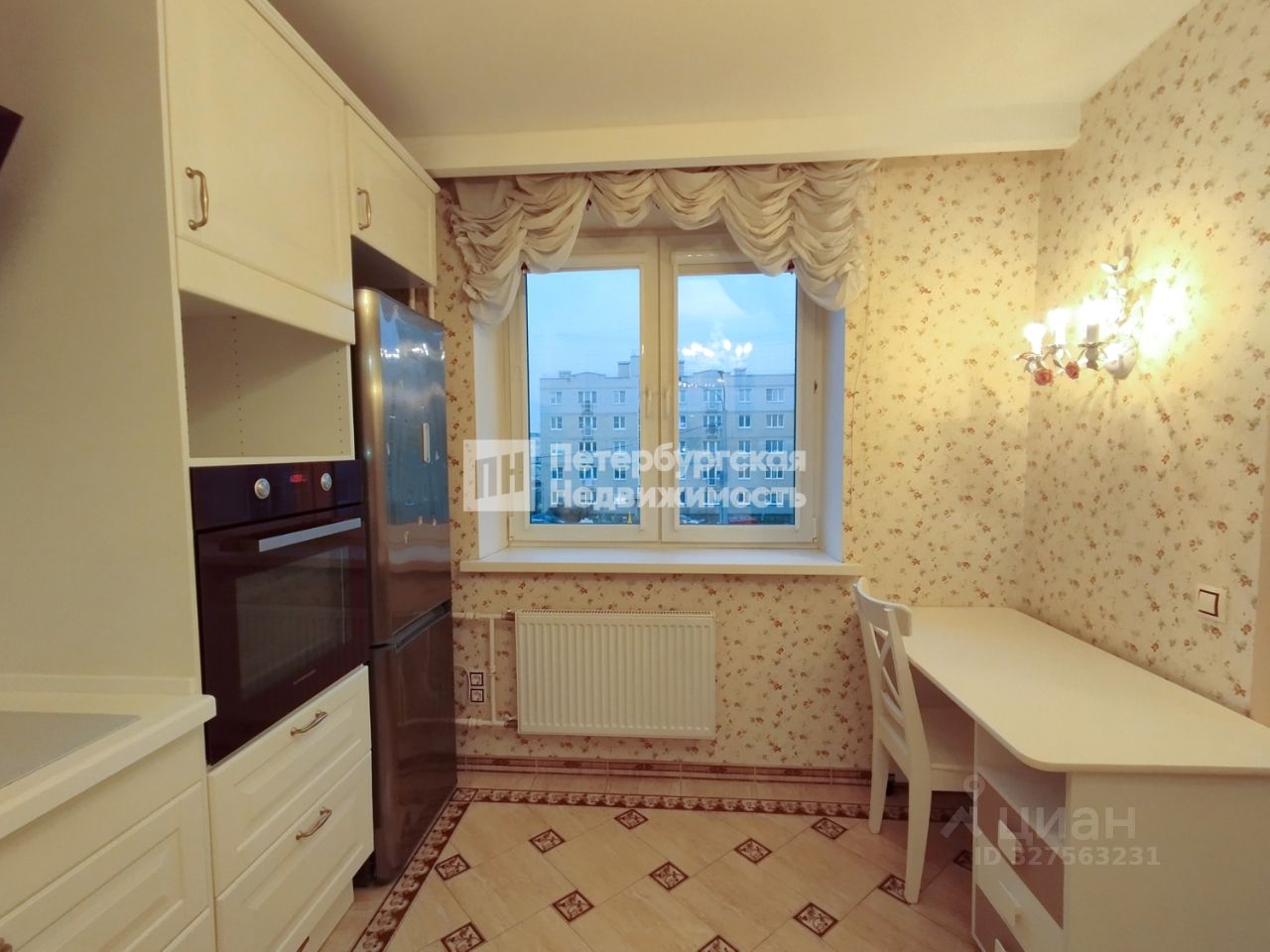 Продажа 3-комн квартиры на вторичном рынке пос. Шушары, Славянка тер., улица Полоцкая, 14к1