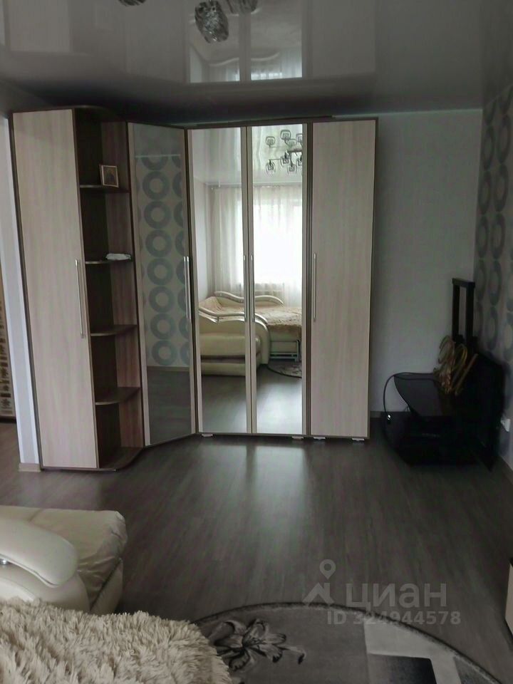 Продажа 1-комн квартиры на вторичном рынке Фряново пгт, улица Молодежная, 5