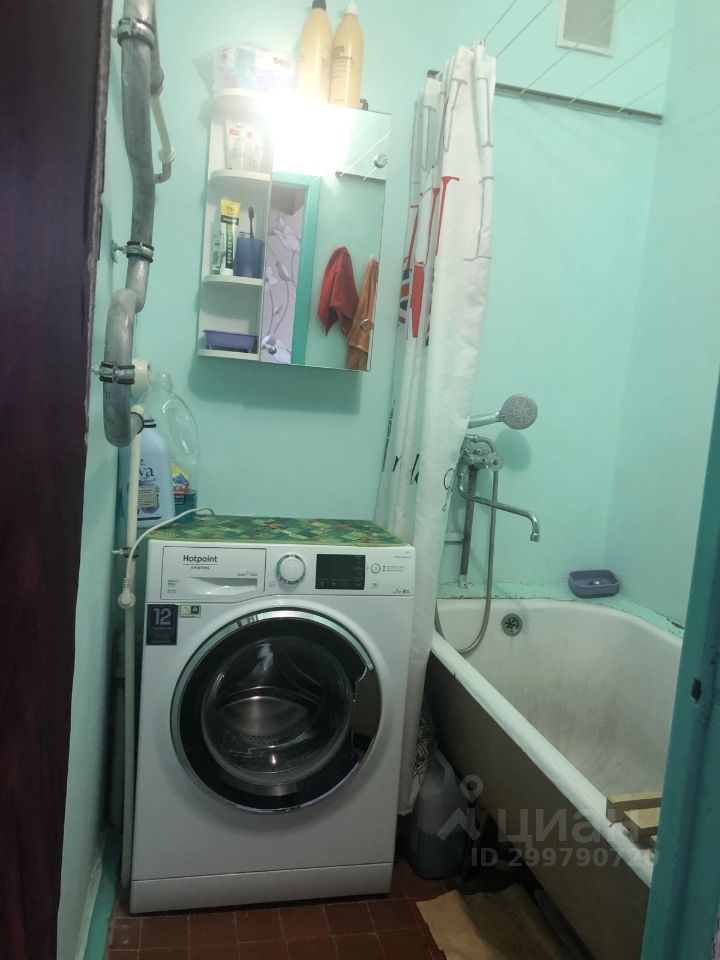 Продажа 2-комн квартиры на вторичном рынке Петергоф, Гостилицкое шоссе, 15к1
