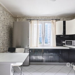 Аренда 2-комн квартиры на вторичном рынке Шуваловский пр-кт,  д. 84,  к. 1