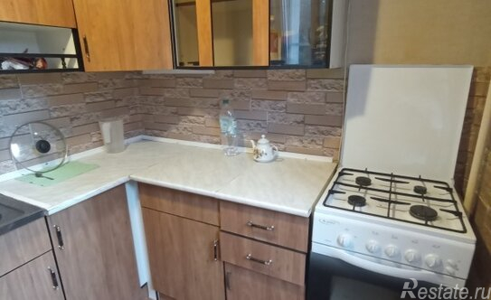 Продажа 4-комн квартиры на вторичном рынке ул Лёни Голикова,  д. 88