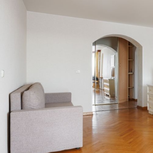 3-комн квартира проспект Обуховской обороны, 199