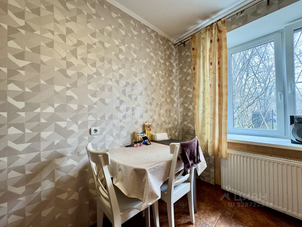 Продажа 2-комн квартиры на вторичном рынке Бассейная улица, 85