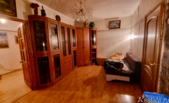 Продажа 2-комн квартиры на вторичном рынке ул Кременчугская,  д. 4,  к. 2