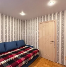 Продажа 4-комн квартиры на вторичном рынке улица Верности,  д. 46 к2