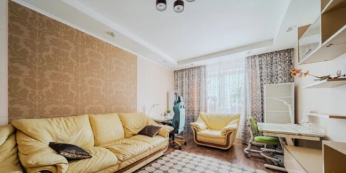 3-комн квартира Космонавтов пр-кт,  д. 61,  к. 2