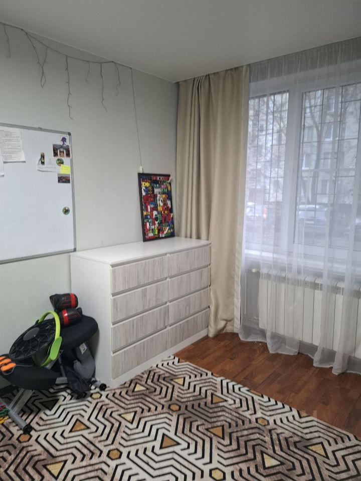 Продажа 4-комн квартиры на вторичном рынке улица Костюшко, 13К1