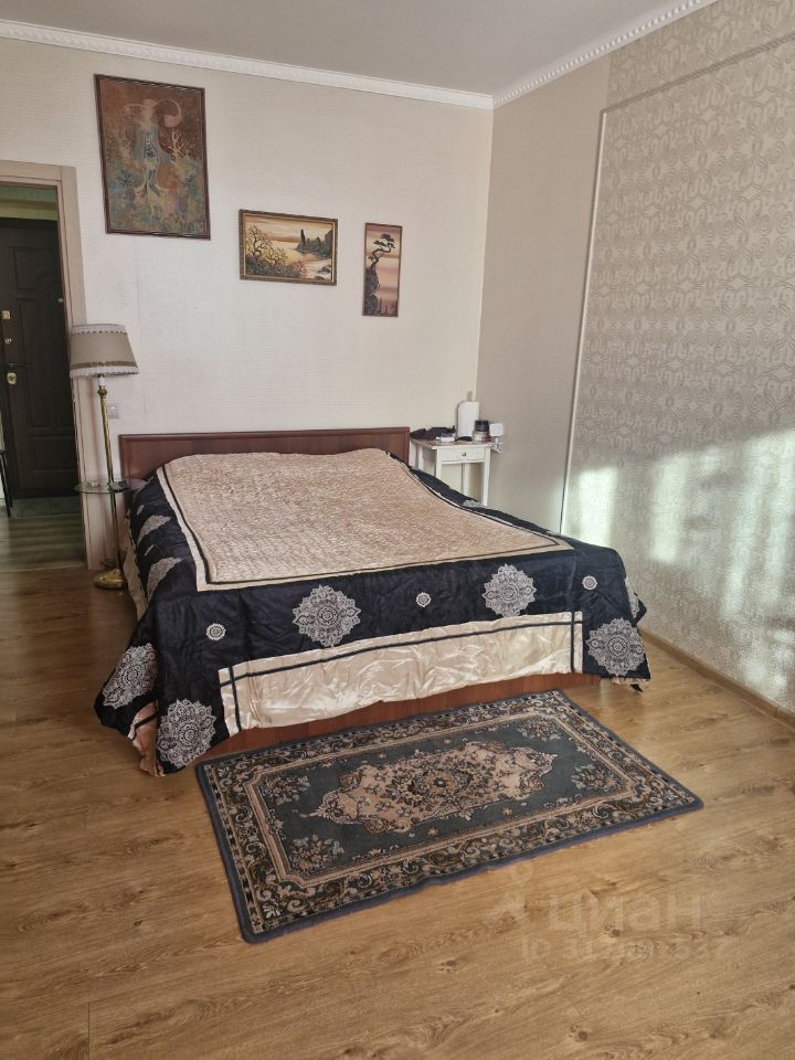 Продажа 1-комн квартиры на вторичном рынке Октябрьский пгт, улица Школьная, 1