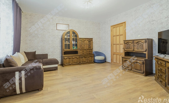 Продажа 4-комн квартиры на вторичном рынке Октябрьская наб,  д. 98 к1