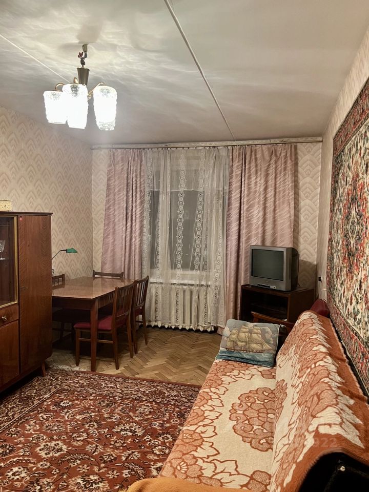 Продажа 2-комн квартиры на вторичном рынке проспект Шаумяна, 2
