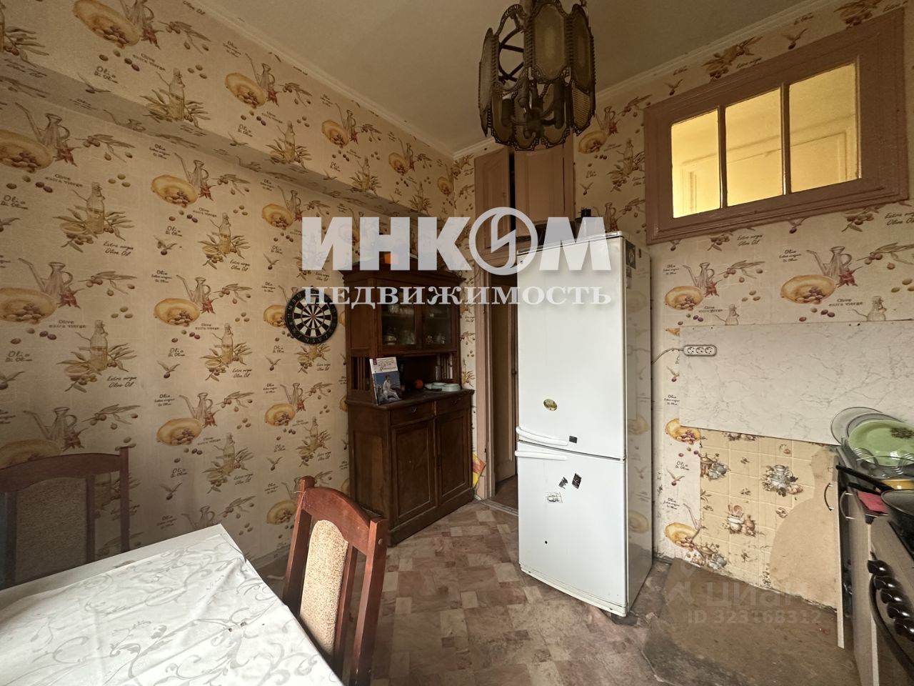 Продажа 4-комн квартиры на вторичном рынке Большая Остроумовская улица, 23/2