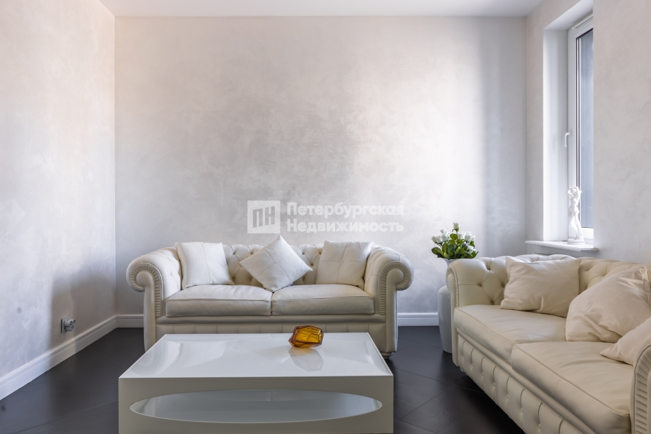 Продажа 4-комн квартиры на вторичном рынке Петергофское шоссе, д 45