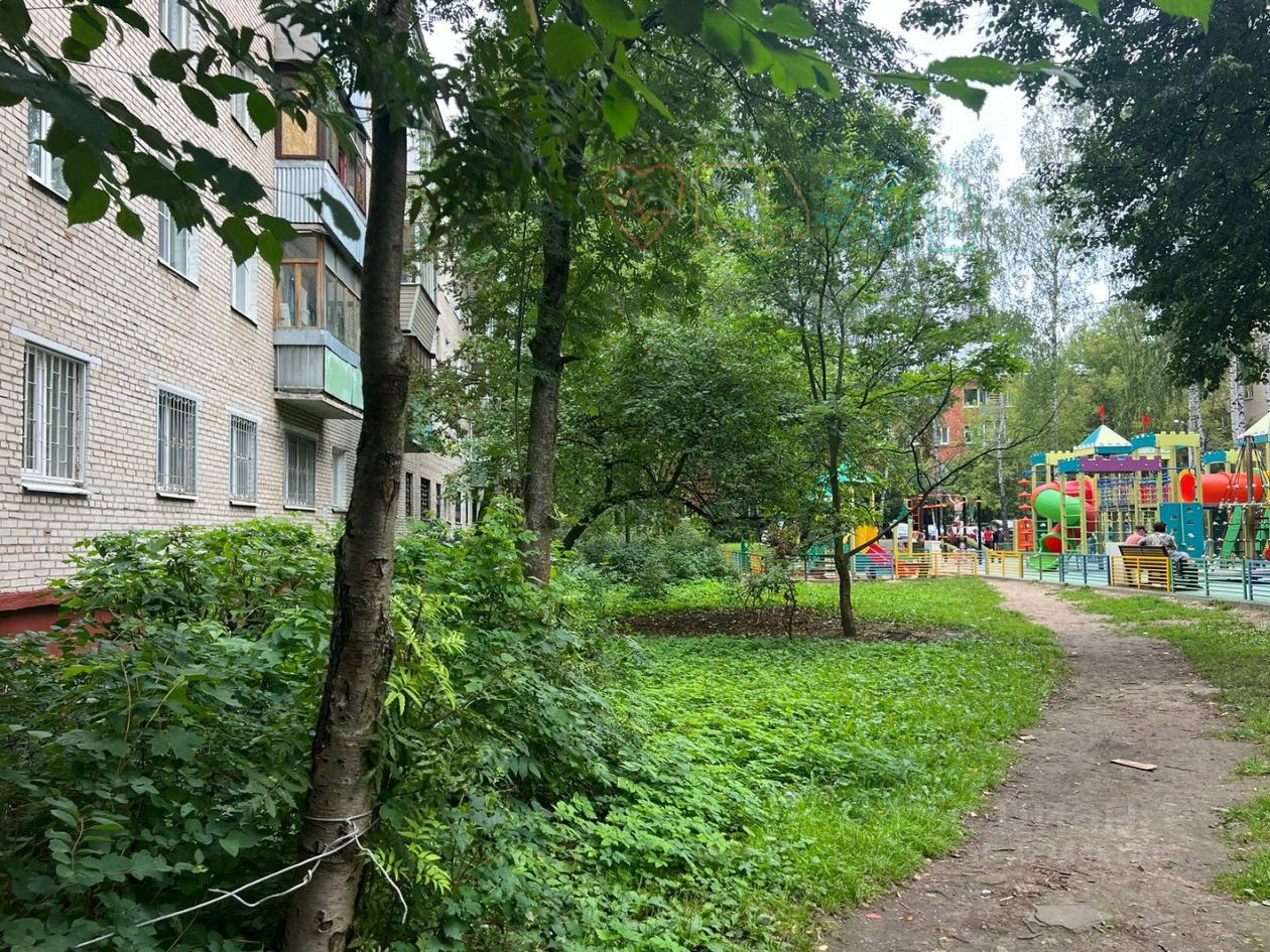 Продажа 2-комн квартиры на вторичном рынке Королев г, Мичурина ул,  д. 1А