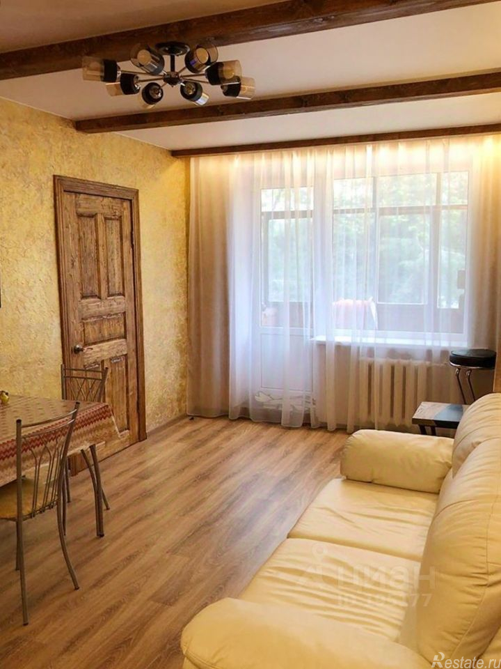 Продажа 3-комн квартиры на вторичном рынке Быково п, Прудовый пер,  д. 1