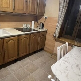 Аренда 3-комн квартиры на вторичном рынке ул Саратовская,  д. 3,  к. 1