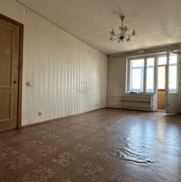 Продажа 2-комн квартиры на вторичном рынке ул Веерная,  д. 42,  к. 2