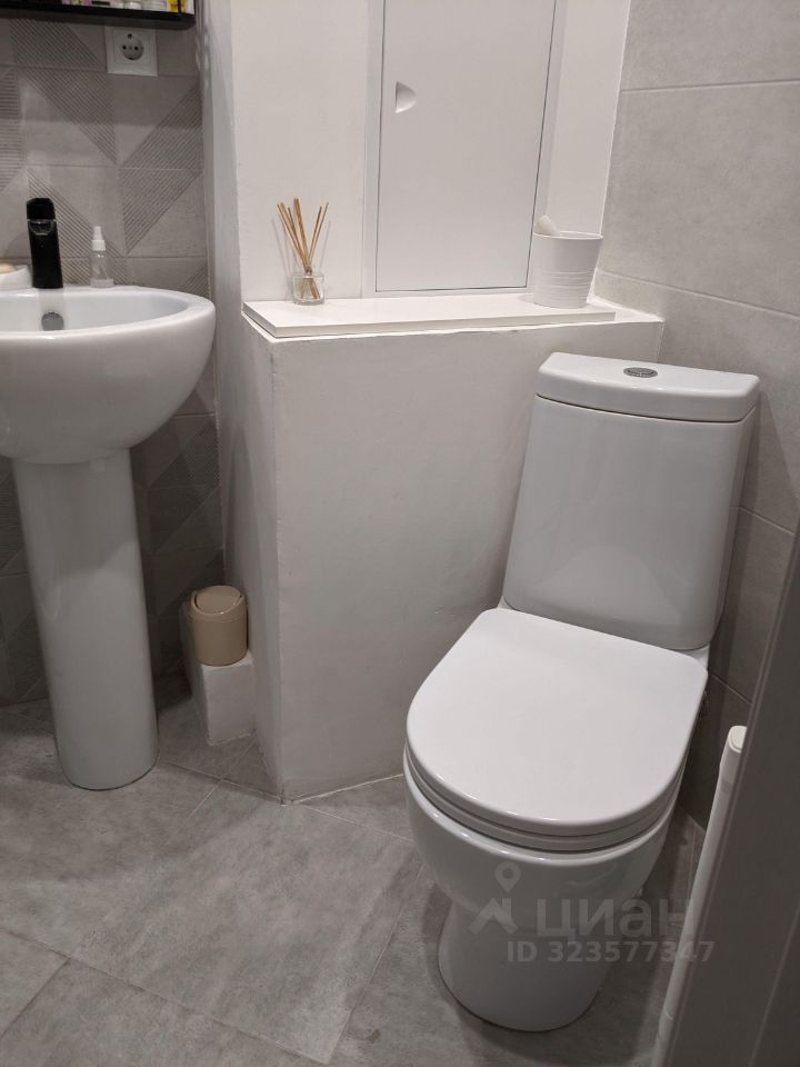 Продажа 1-комн квартиры на вторичном рынке Загородное шоссе, 5К2