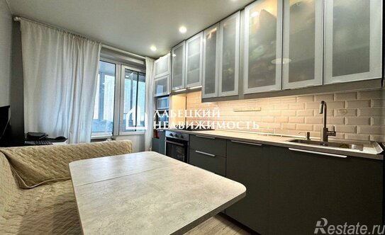 Продажа 1-комн квартиры на вторичном рынке Авиационная улица,  д. 74 к2