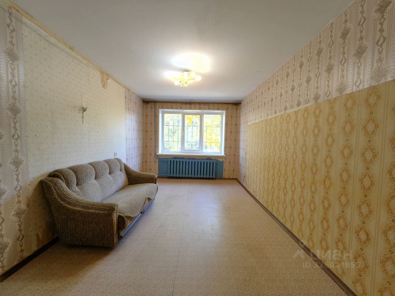 Продажа 3-комн квартиры на вторичном рынке Новая Ладога, улица Старый канал, 24
