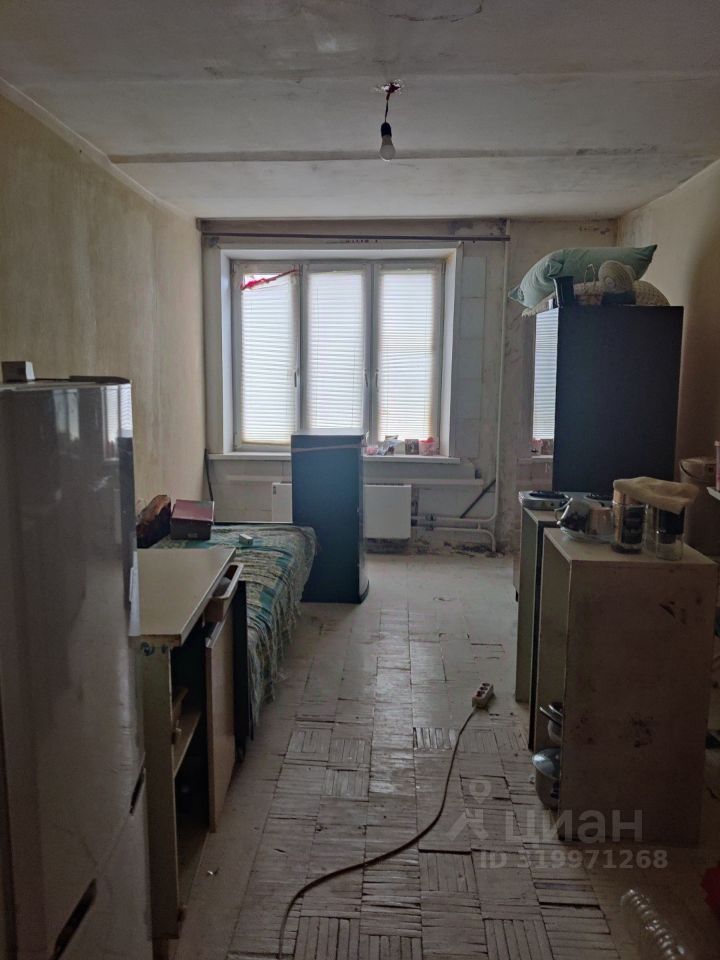 Продажа 1-комн квартиры на вторичном рынке улица Антонова-Овсеенко, 4