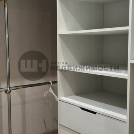 Продажа 3-комн квартиры на вторичном рынке улица Ворошилова,  д. 29 к1