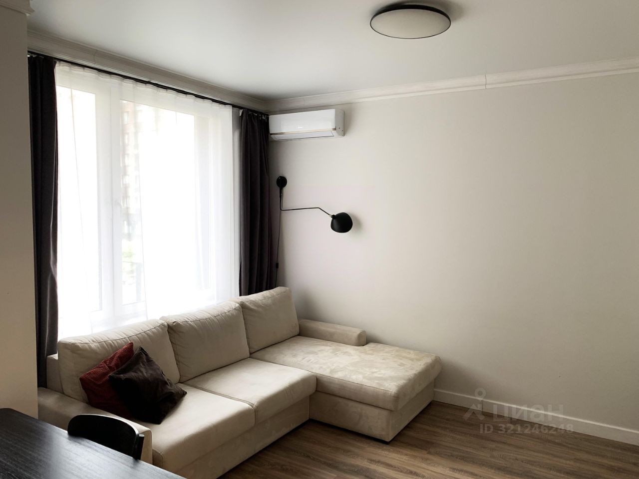 Продажа 3-комн квартиры на вторичном рынке проспект Магеллана, 2