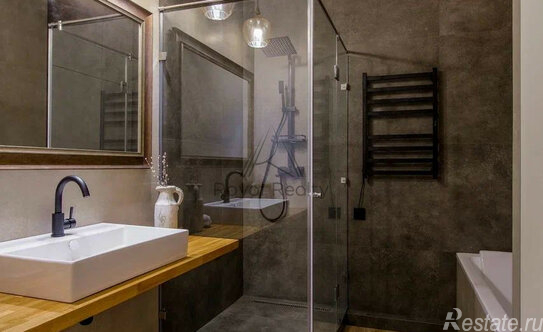 Продажа 3-комн квартиры на вторичном рынке Озерной пер,  д. 7