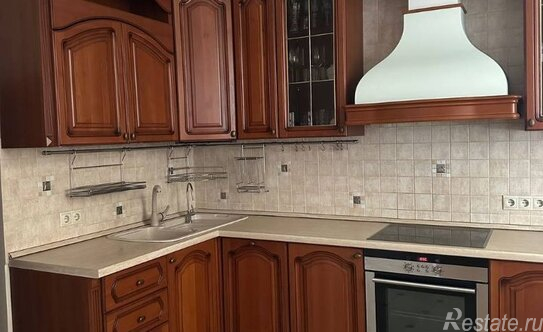 Продажа 4-комн квартиры на вторичном рынке ул Петрозаводская,  д. 15,  к. 5