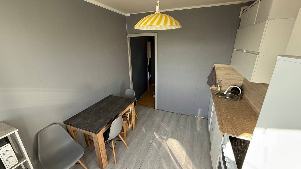 Продажа 2-комн квартиры на вторичном рынке Заповедная улица, 16к2