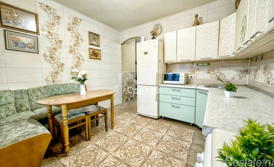 Продажа 2-комн квартиры на вторичном рынке Коломна, улица Дзержинского,  д. 10