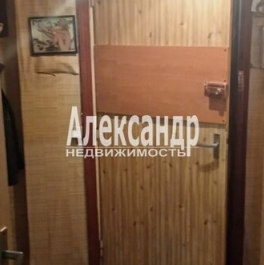 Продажа 1-комн квартиры на вторичном рынке ул Генерала Симоняка,  д. 18