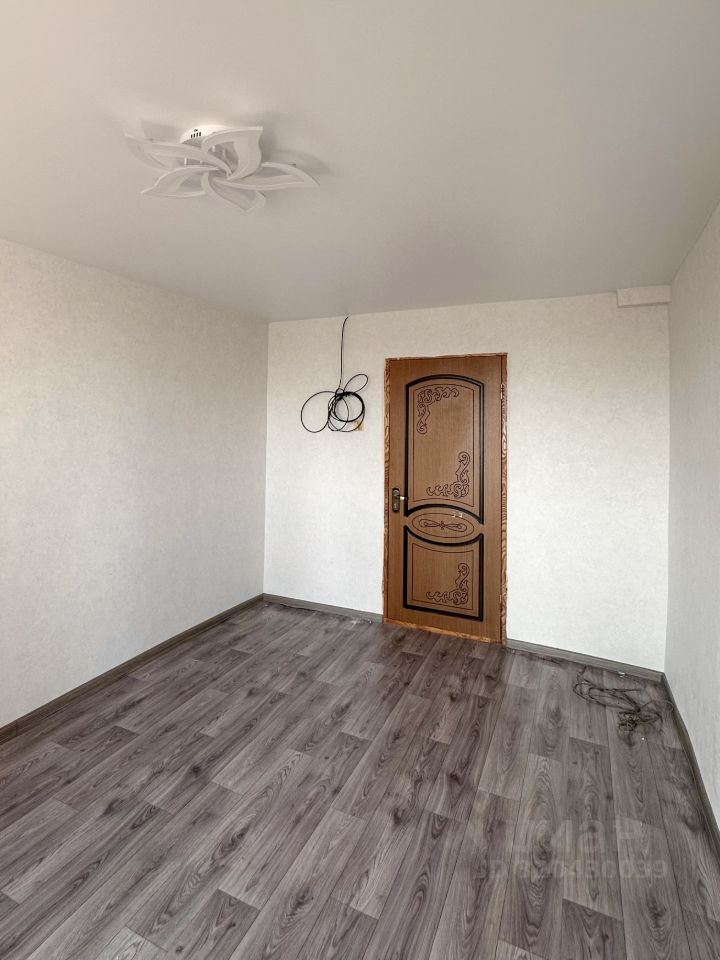 Продажа комнаты Колпино, улица Металлургов, 4