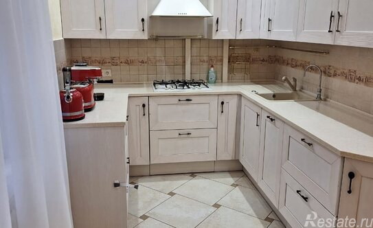 Аренда 3-комн квартиры на вторичном рынке Фрунзенская 3-я ул,  д. 1