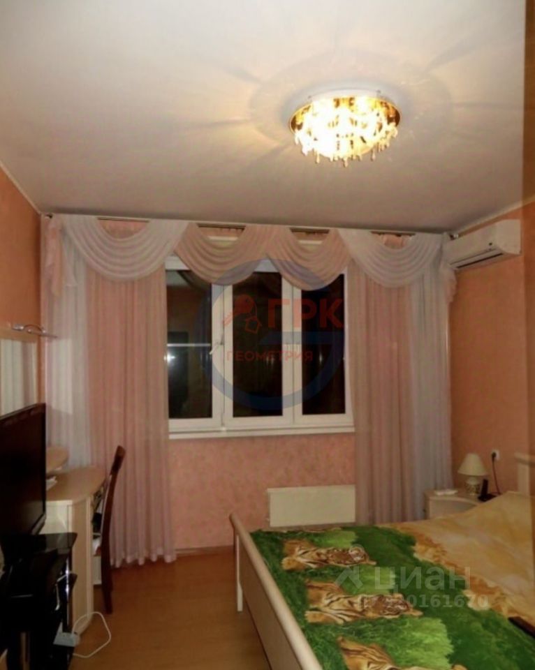 Продажа 3-комн квартиры на вторичном рынке Алма-Атинская улица, 2